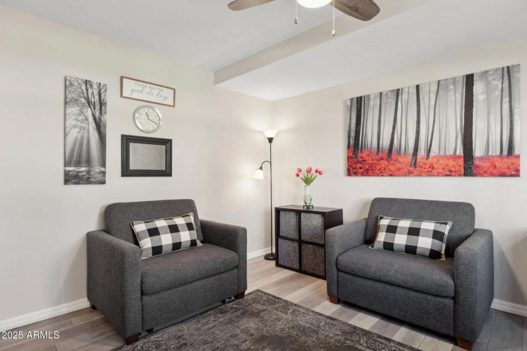 Real Estate Picture 13