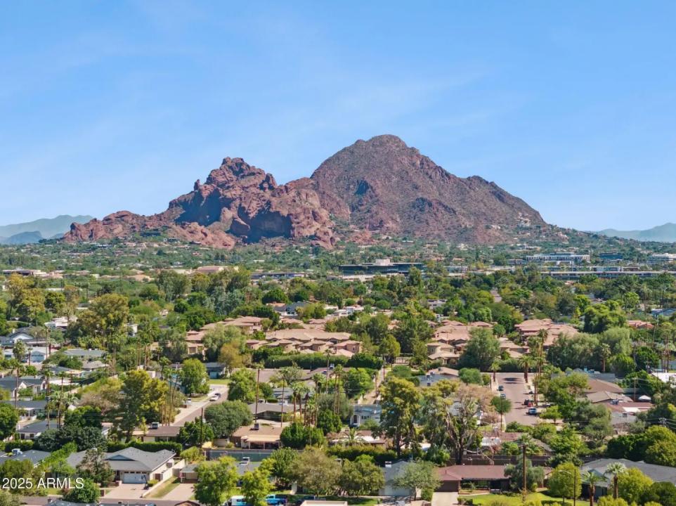 Real Estate Picture 26