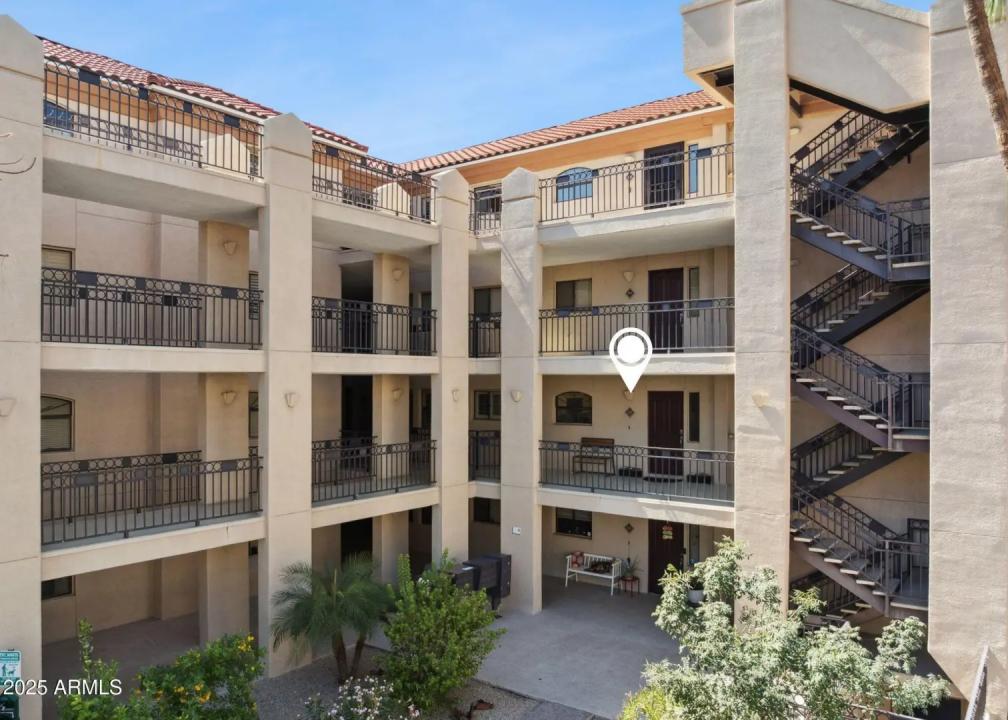 Real Estate Picture 19