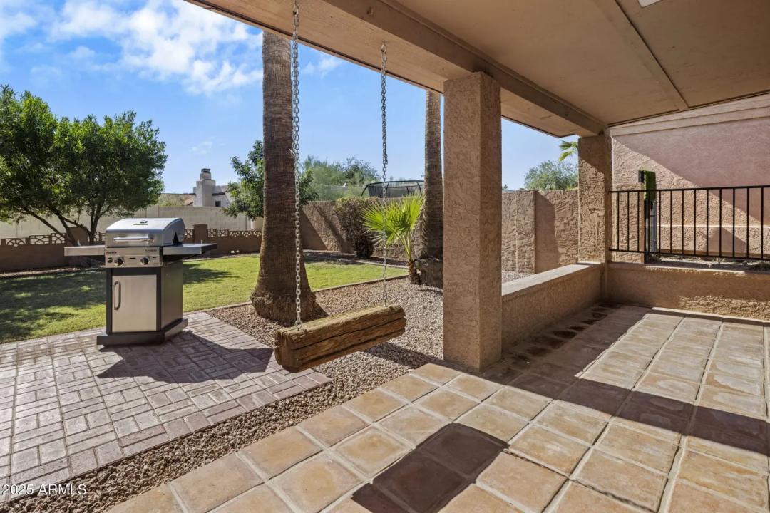 Real Estate Picture 20