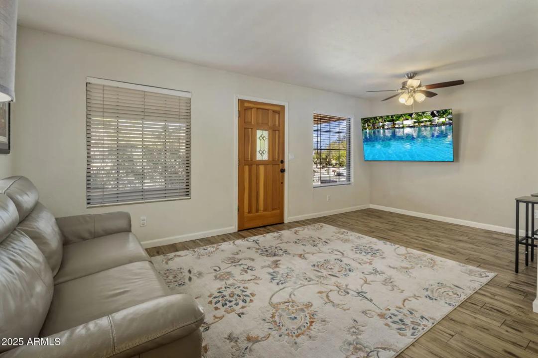 Real Estate Picture 2