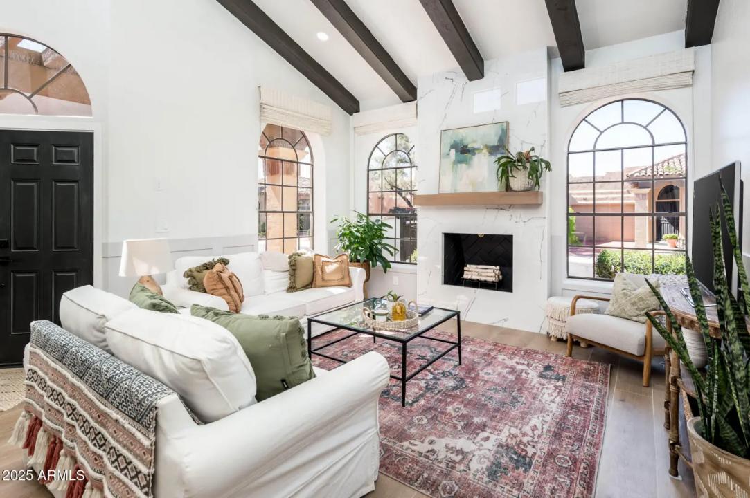 Real Estate Picture 2