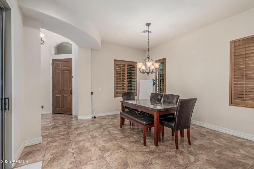 Real Estate Picture 13