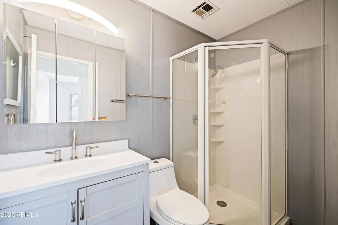 Real Estate Picture 21