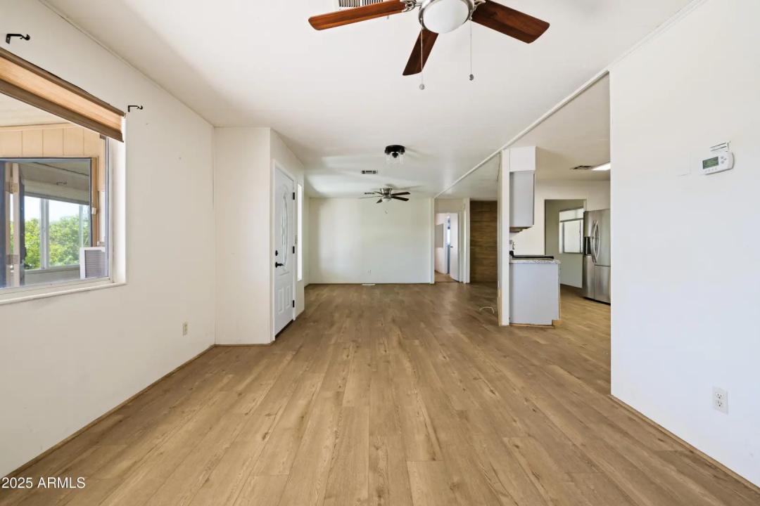 Real Estate Picture 15