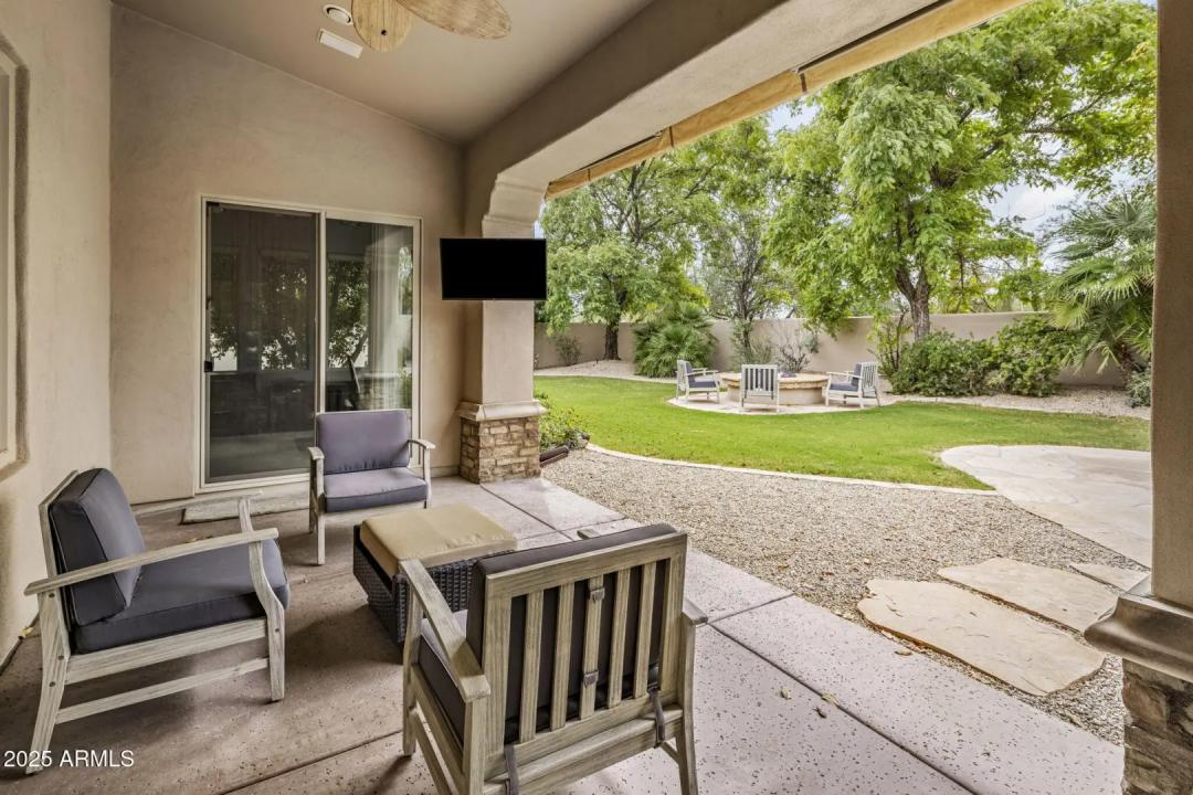 Real Estate Picture 27