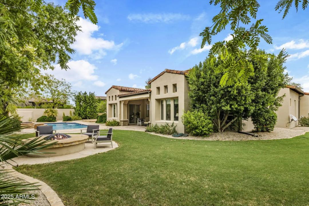Real Estate Picture 30