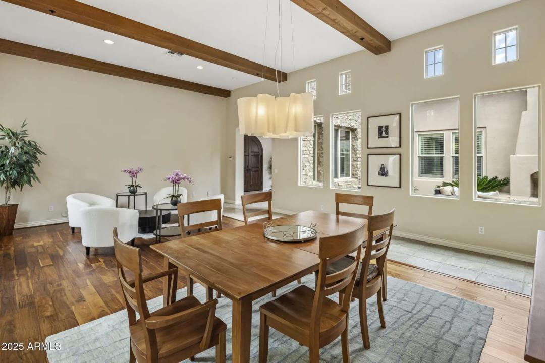 Real Estate Picture 11
