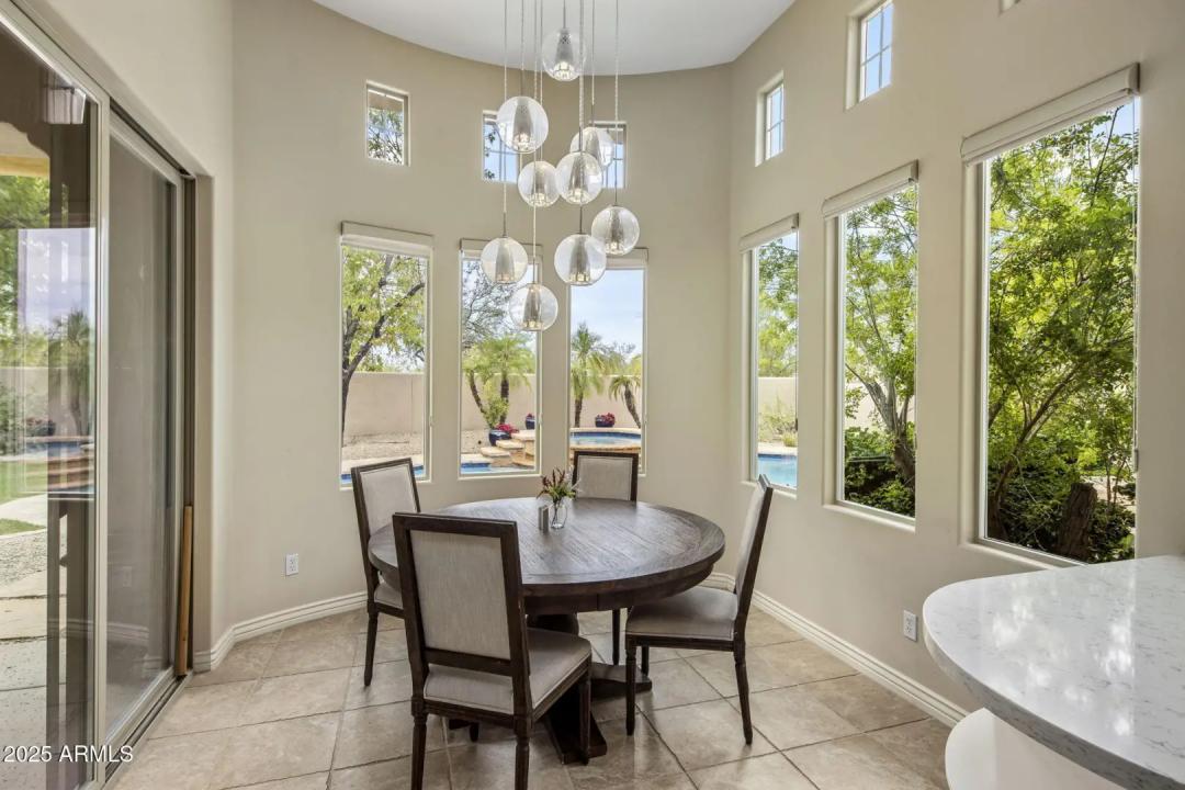 Real Estate Picture 15