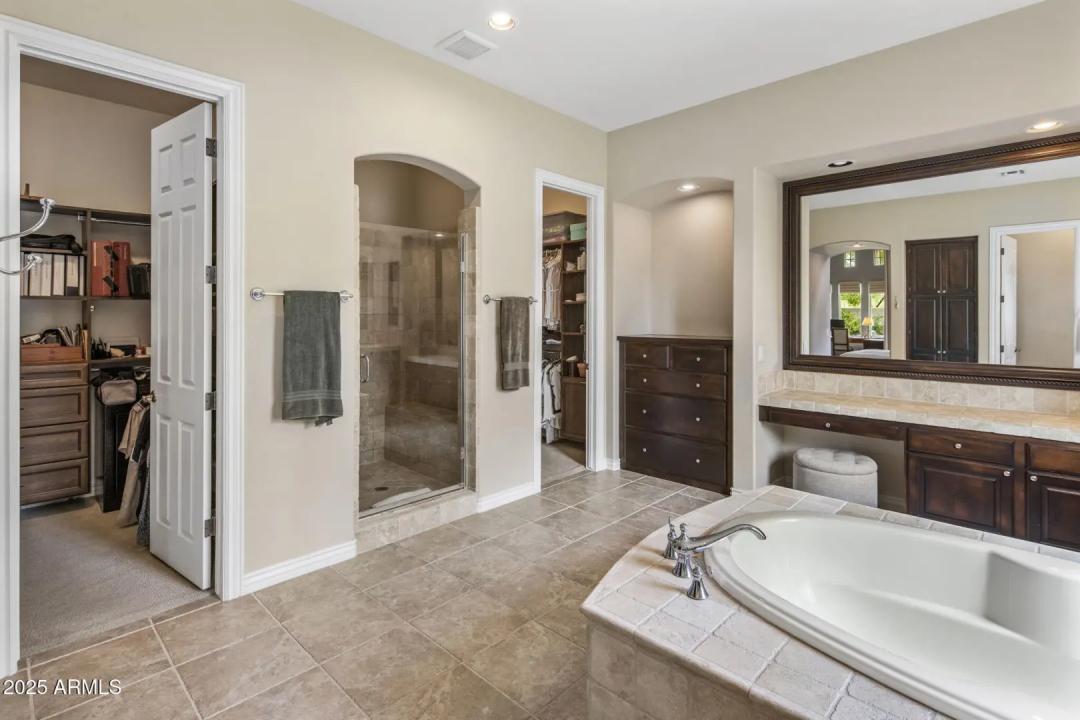 Real Estate Picture 20