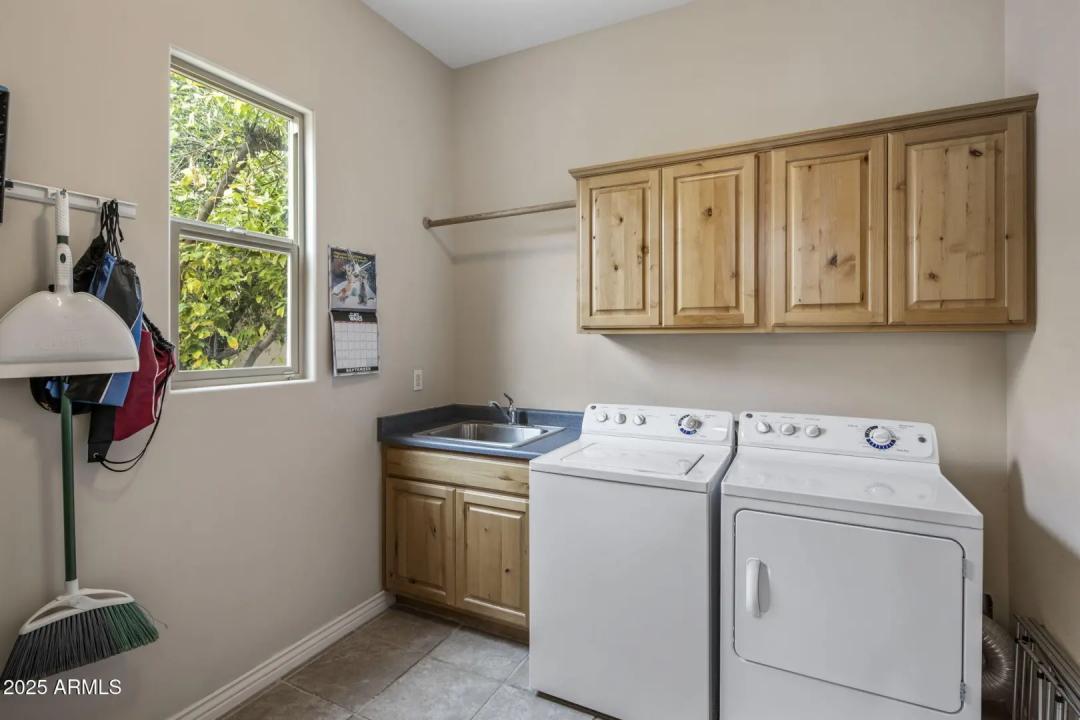 Real Estate Picture 36