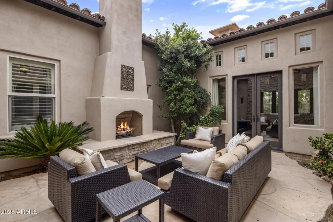 Real Estate Picture 6