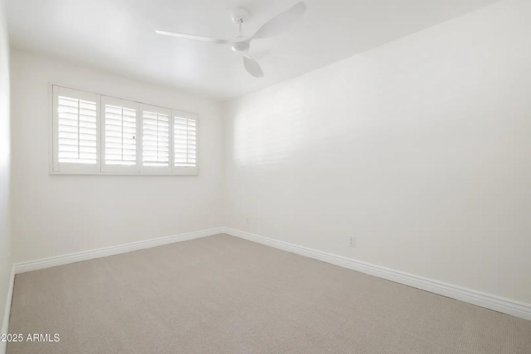Real Estate Picture 30