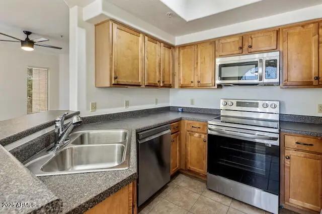 Real Estate Picture 8