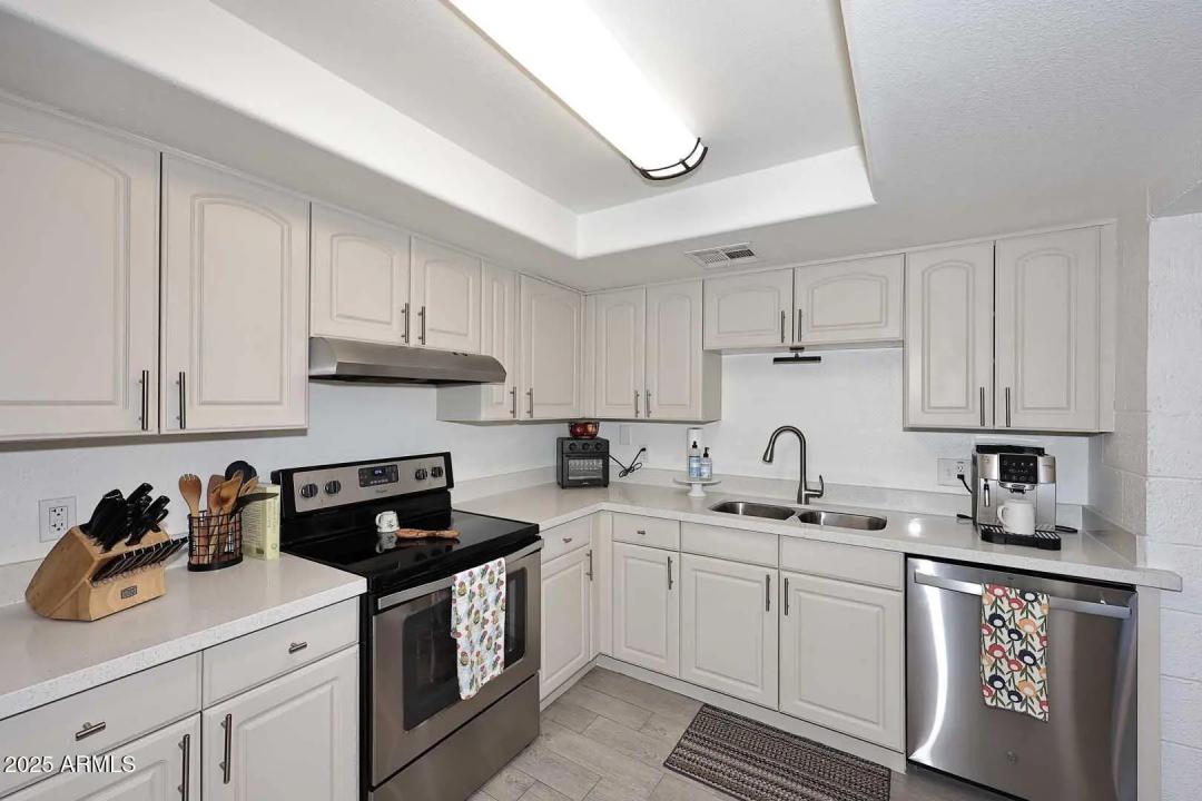 Real Estate Picture 2