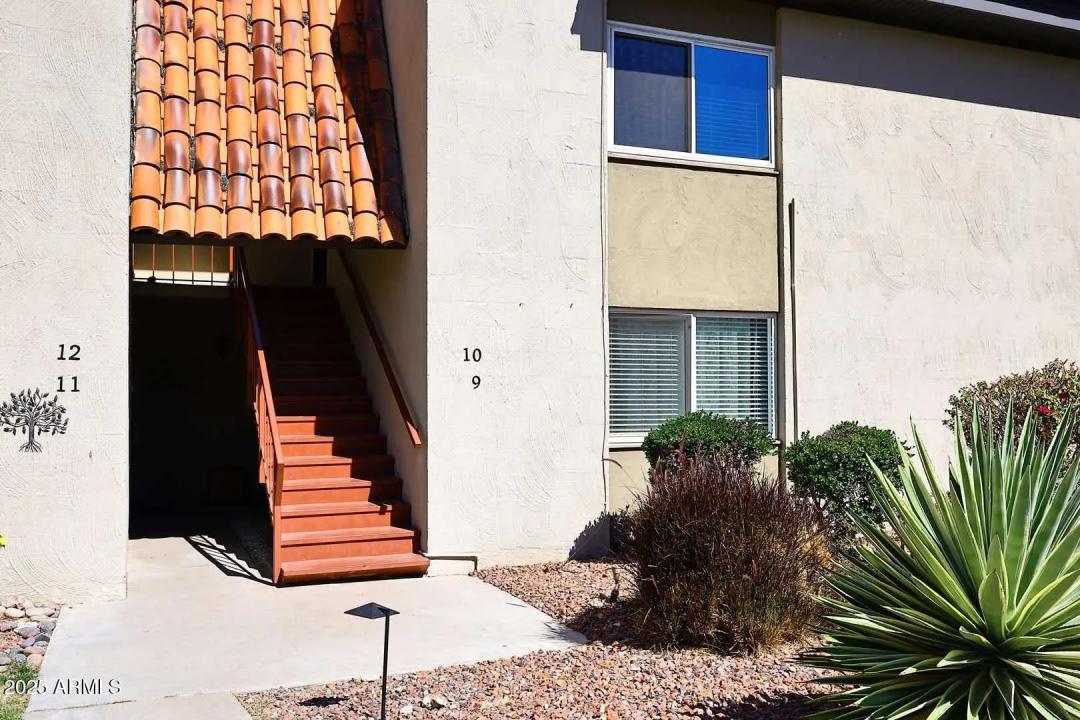 Real Estate Picture 19