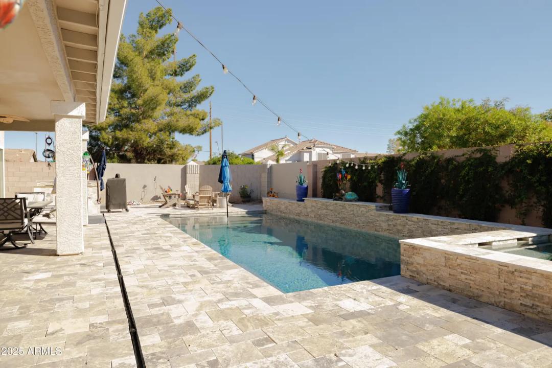 Real Estate Picture 28