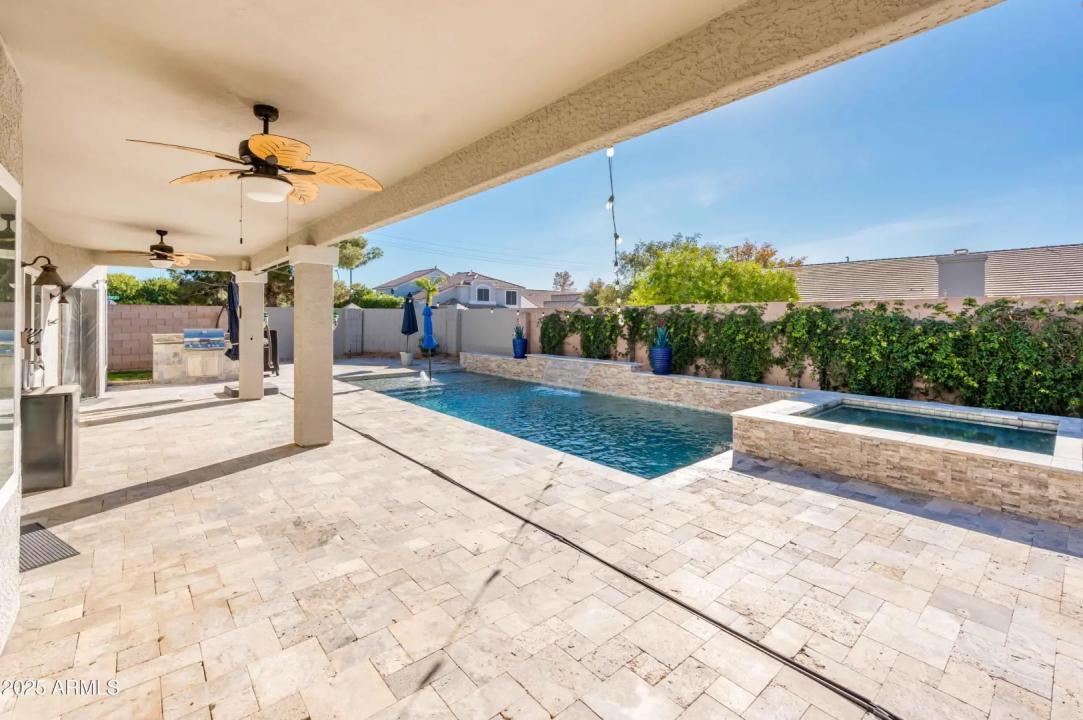 Real Estate Picture 36