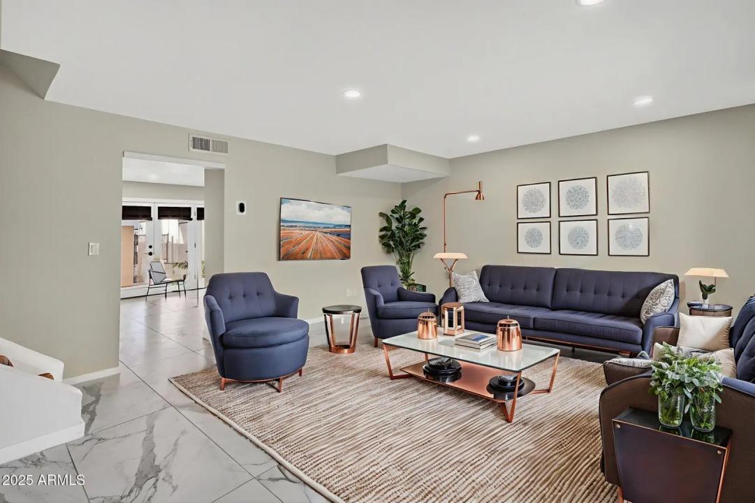 Real Estate Picture 8