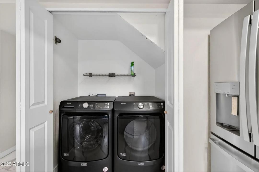 Real Estate Picture 22