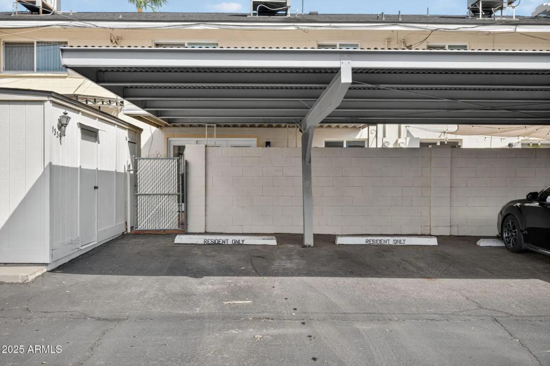 Real Estate Picture 25