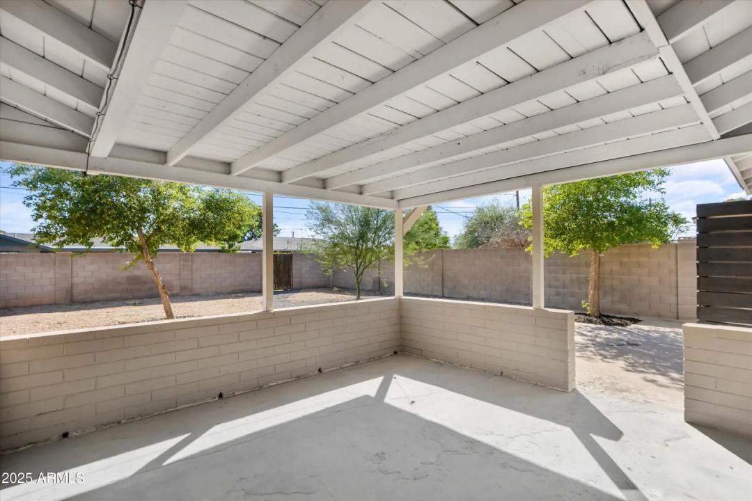 Real Estate Picture 33