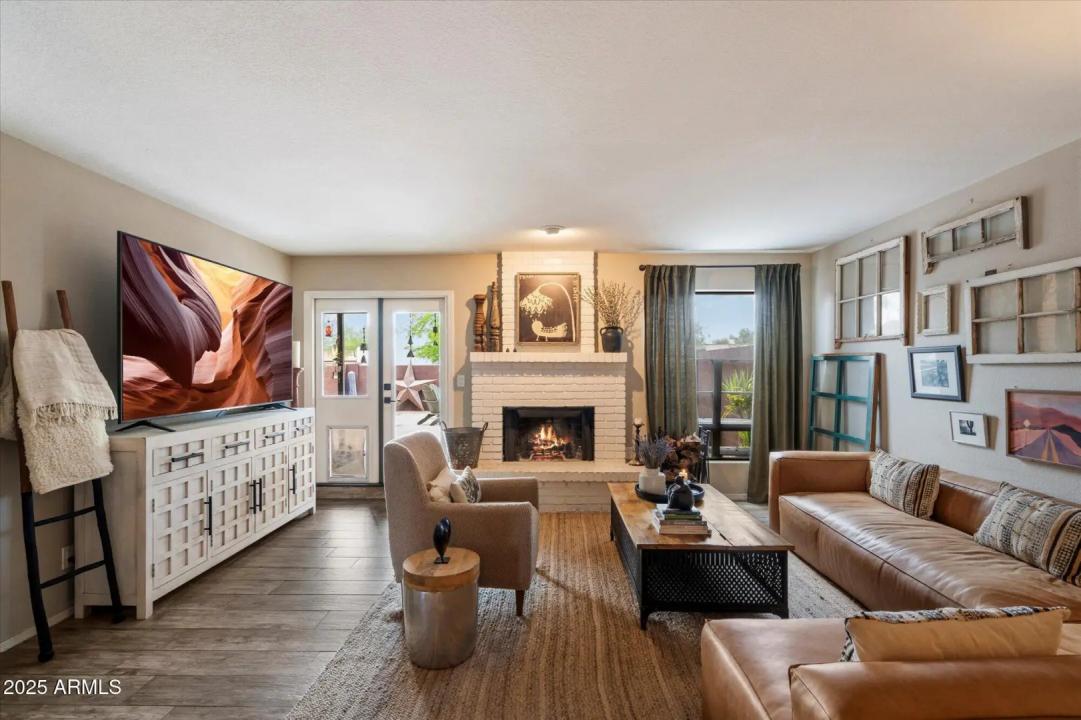 Real Estate Picture 1