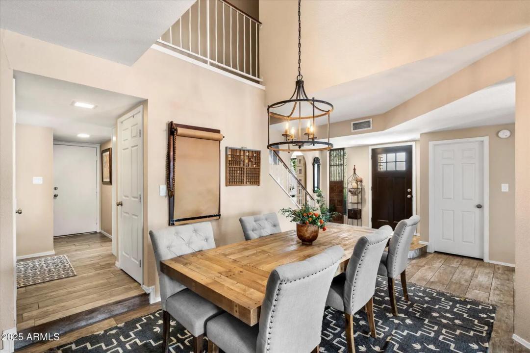 Real Estate Picture 5