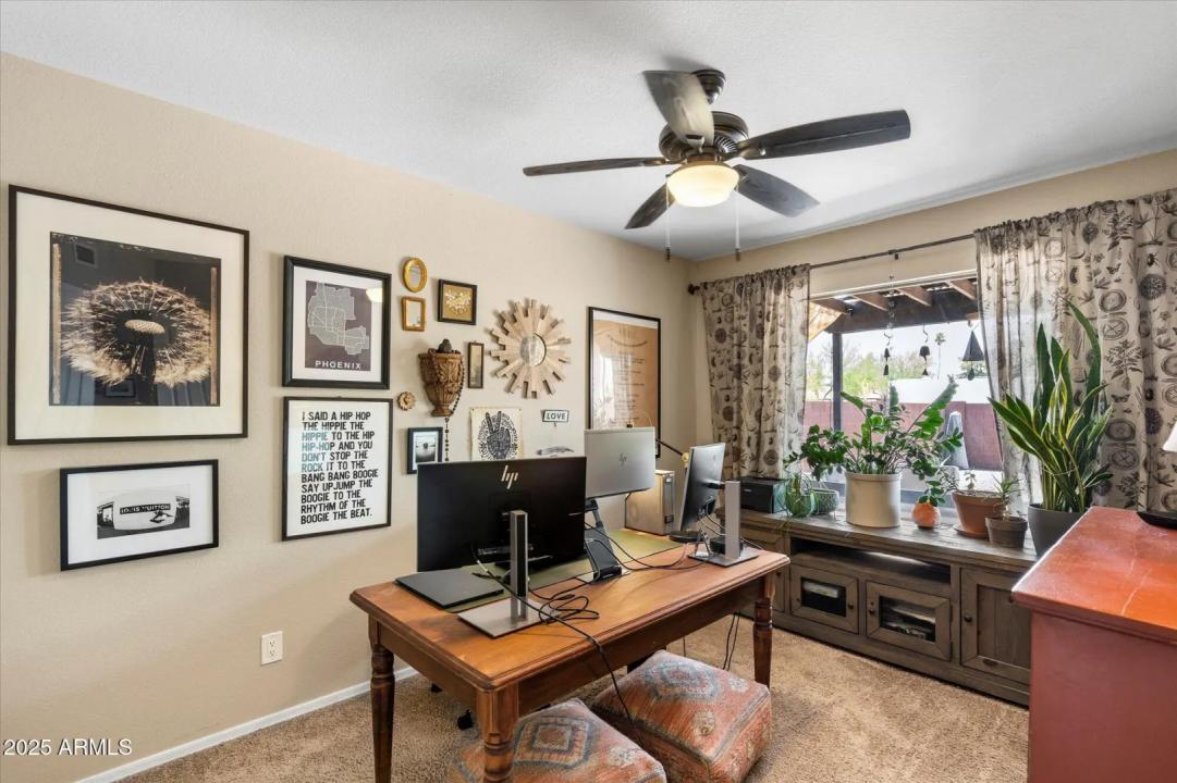 Real Estate Picture 11