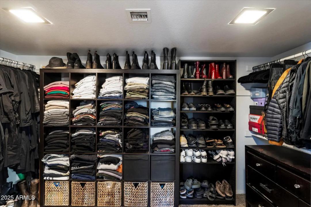Real Estate Picture 19