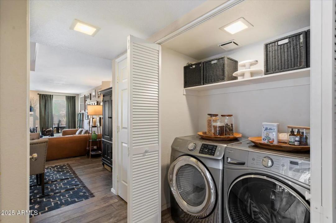 Real Estate Picture 22