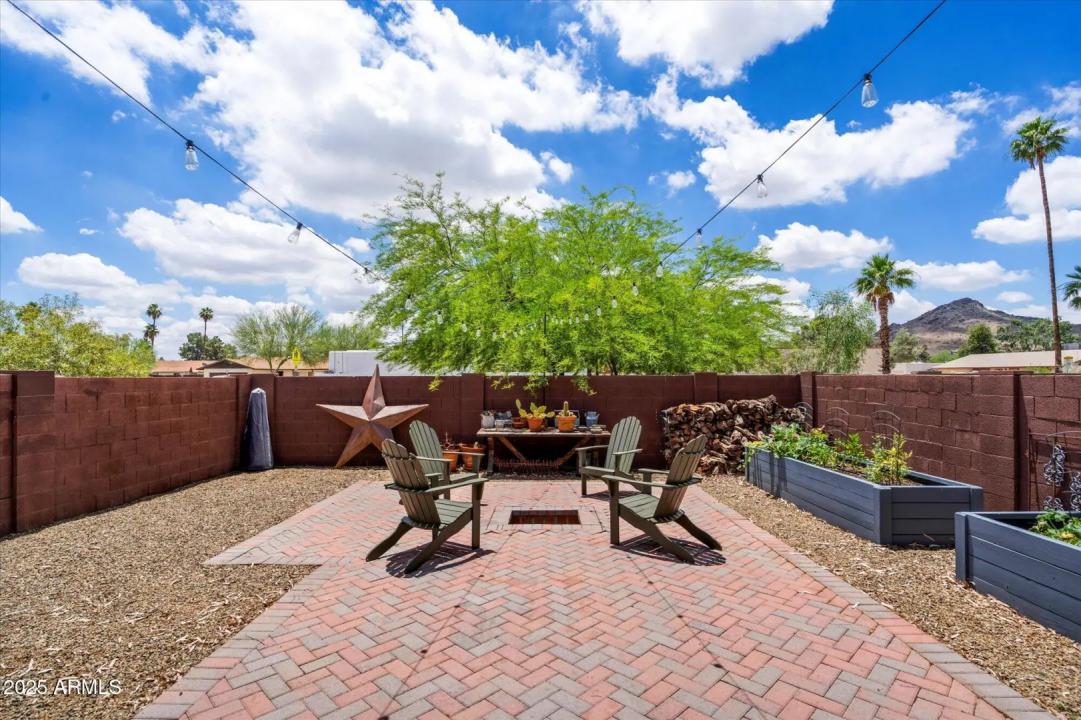Real Estate Picture 27