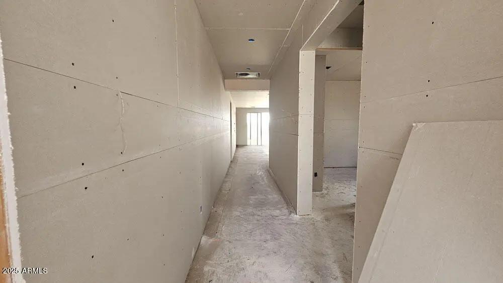 Real Estate Picture 3