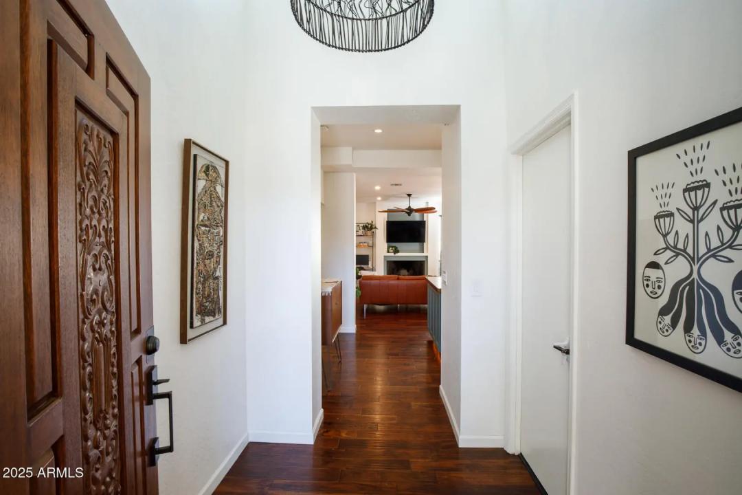 Real Estate Picture 32