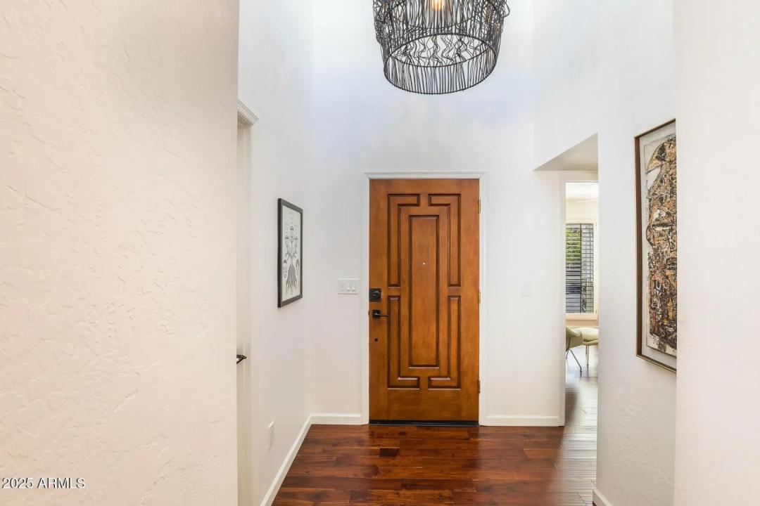 Real Estate Picture 33