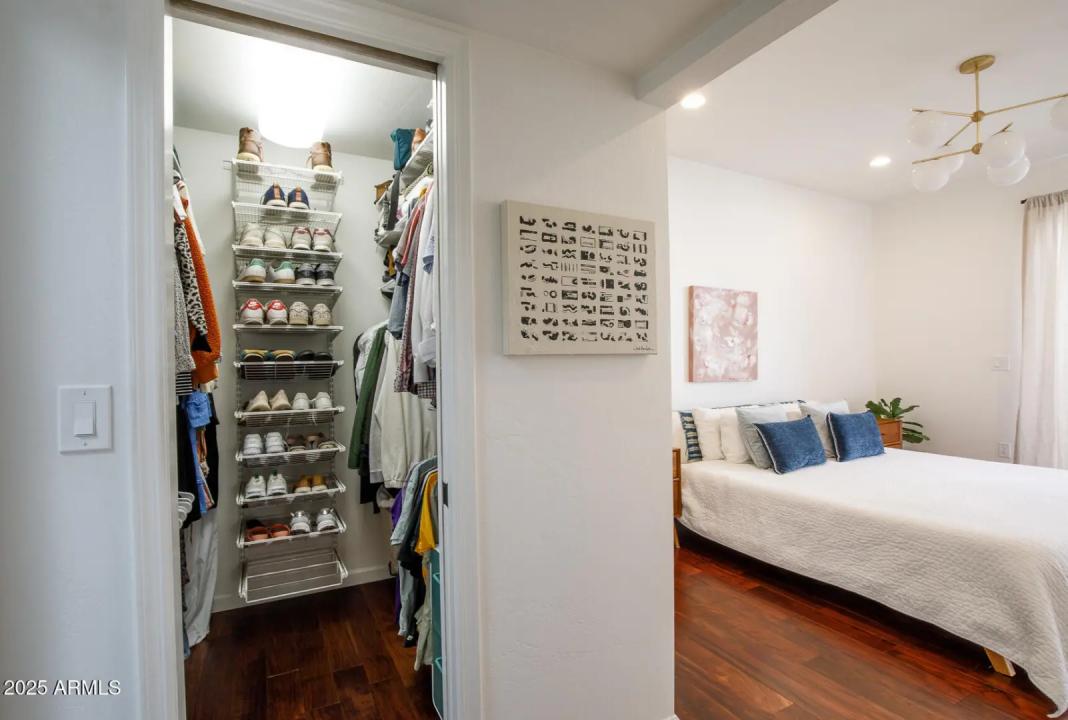 Real Estate Picture 19