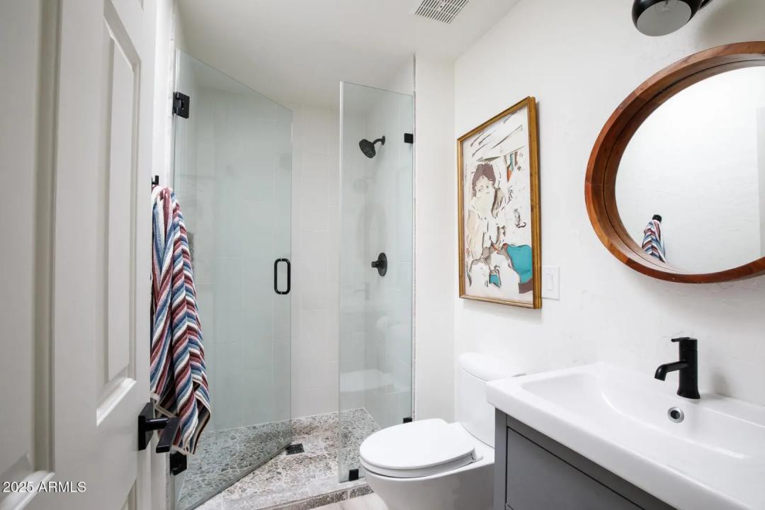 Real Estate Picture 22