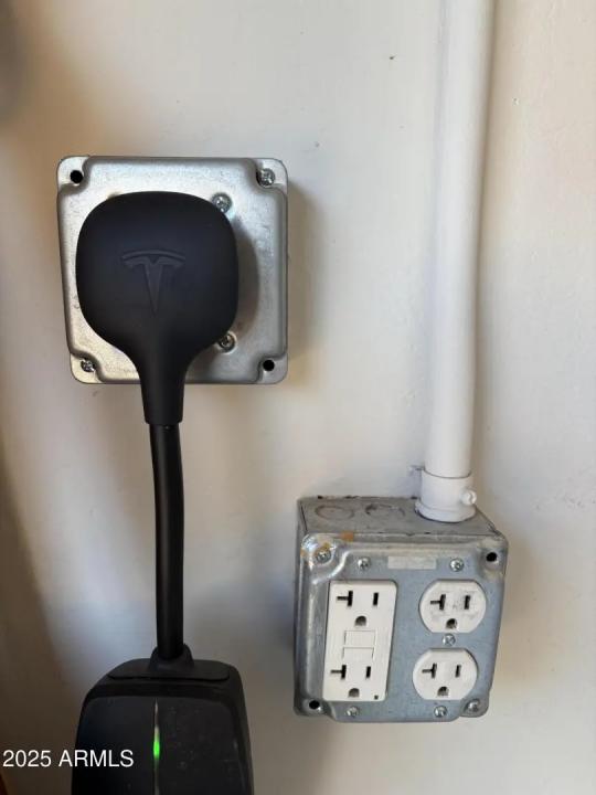 Real Estate Picture 37