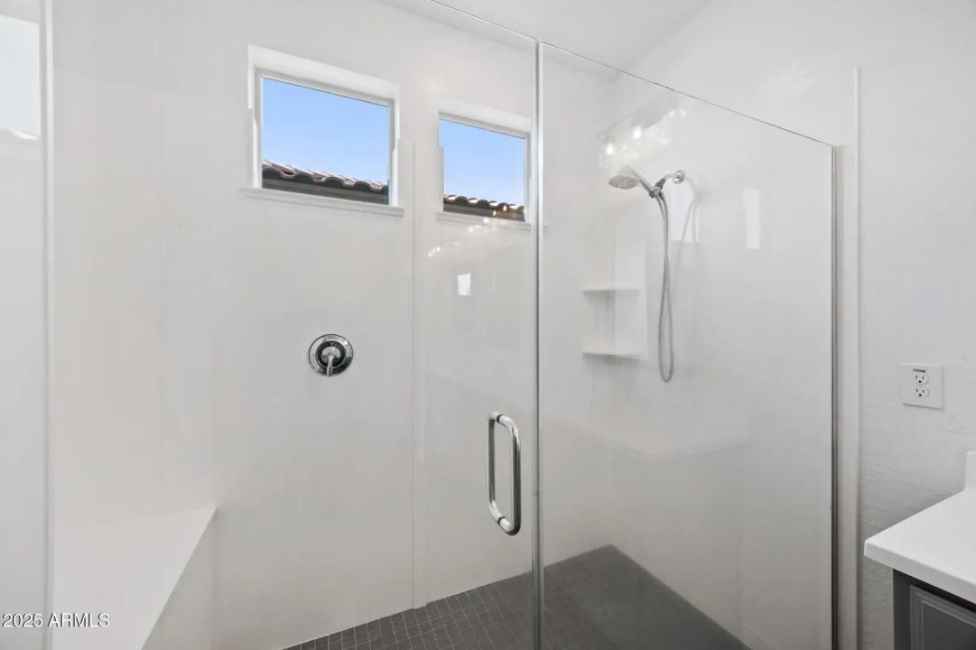 Real Estate Picture 35