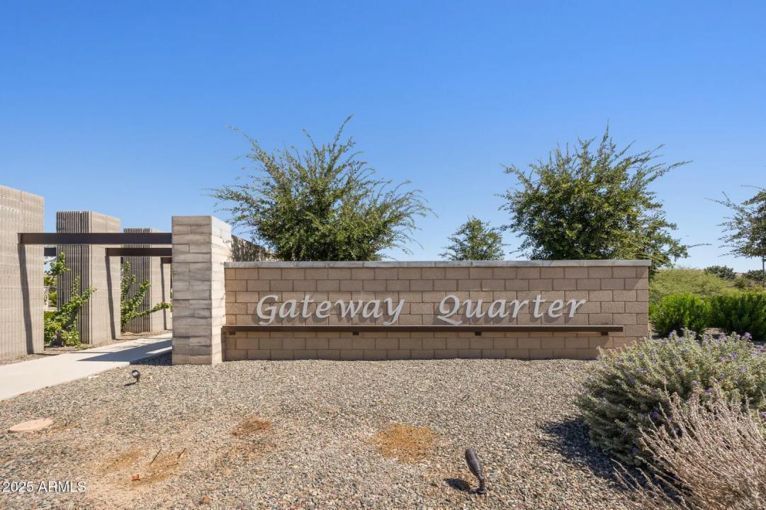Real Estate Picture 40