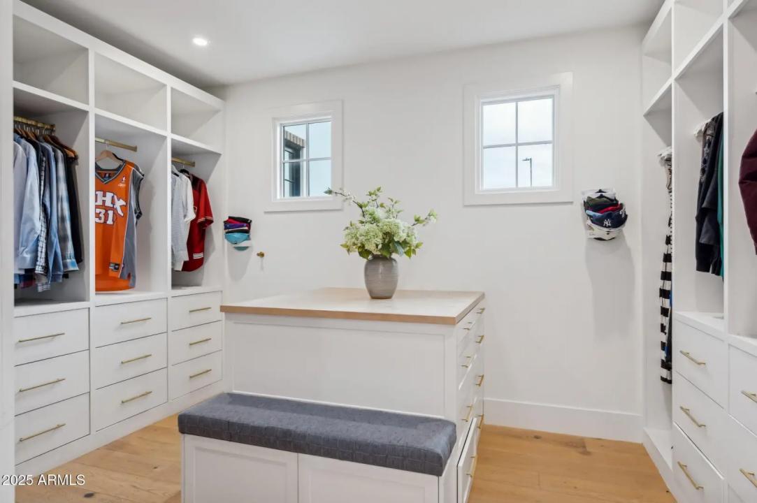 Real Estate Picture 31