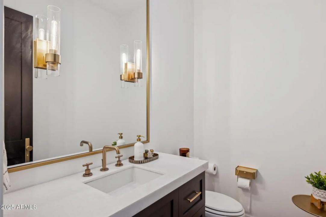 Real Estate Picture 34