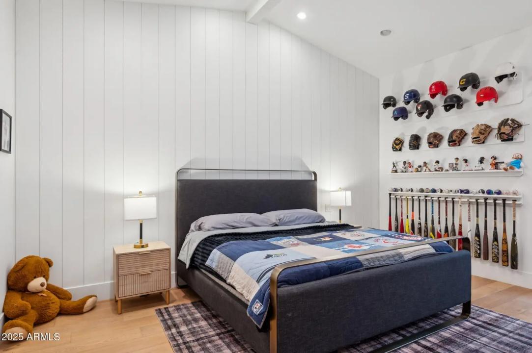 Real Estate Picture 36