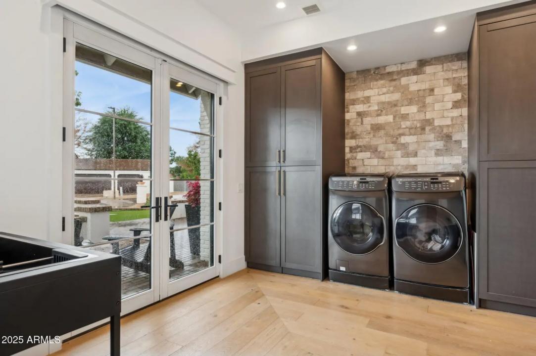 Real Estate Picture 46