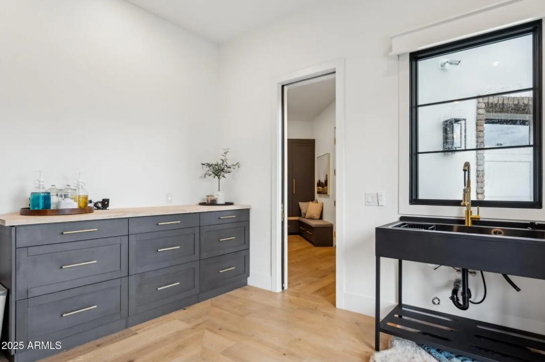 Real Estate Picture 47