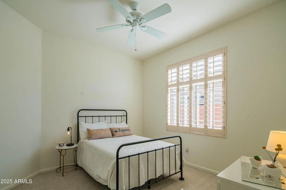 Real Estate Picture 28