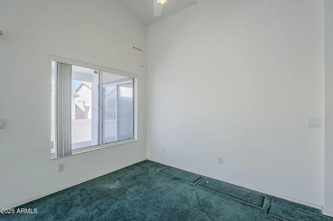 Real Estate Picture 7