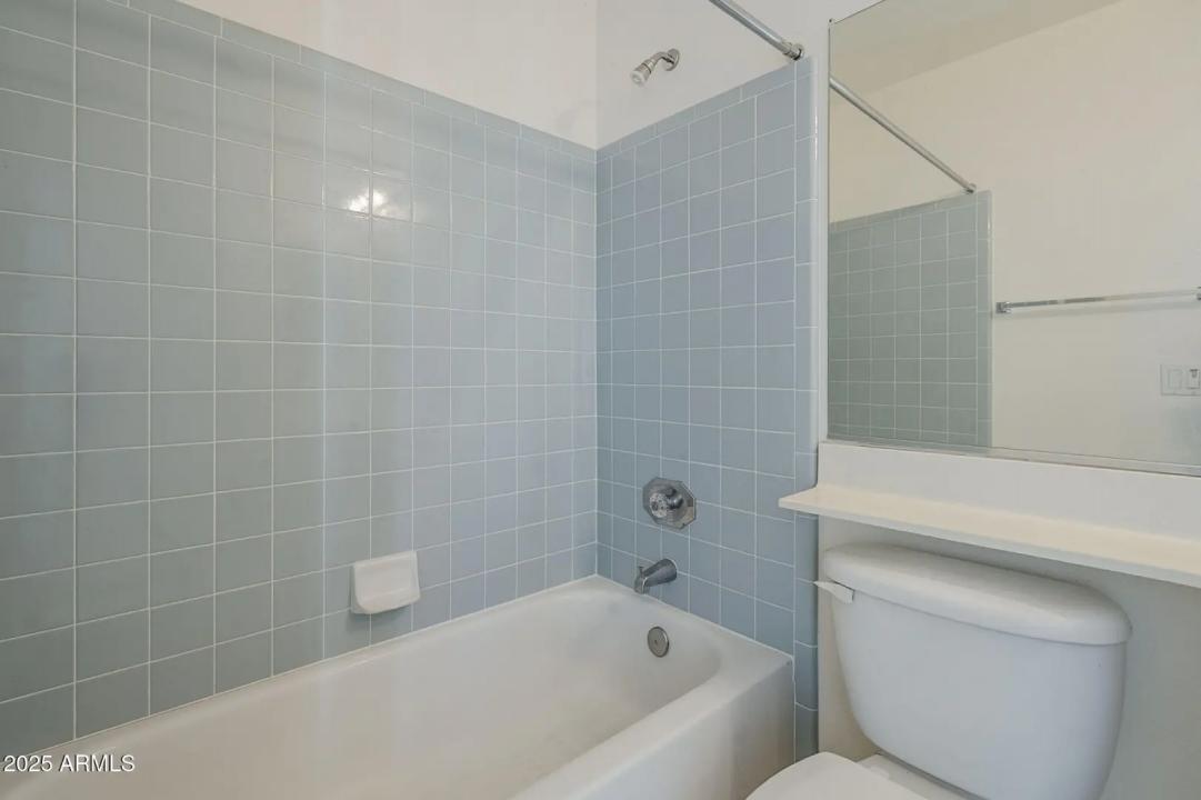 Real Estate Picture 19