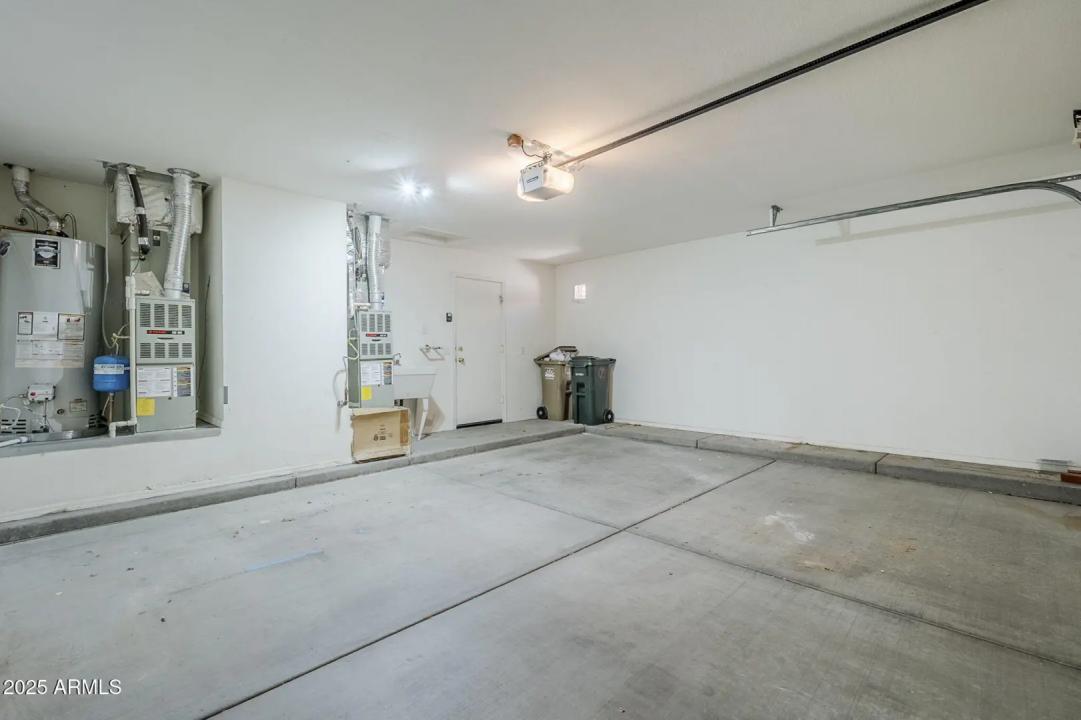 Real Estate Picture 22