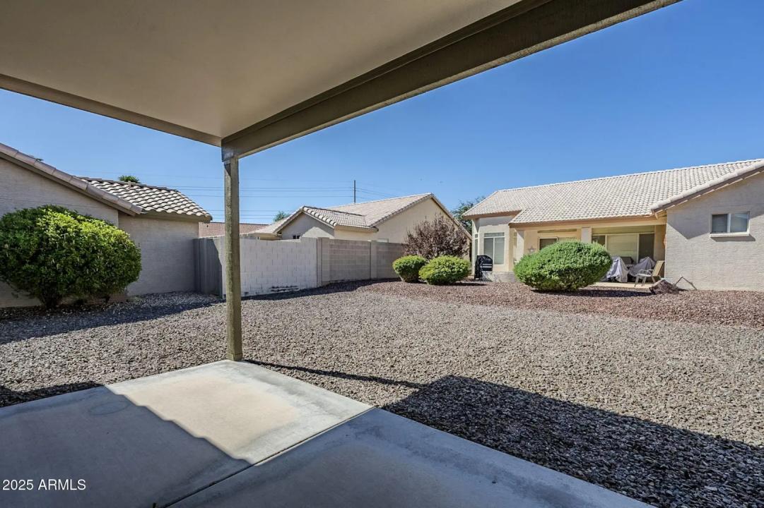 Real Estate Picture 25